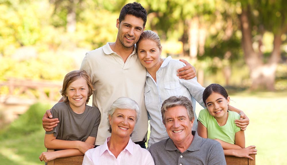 Grandparents supporting child in relocation discussion